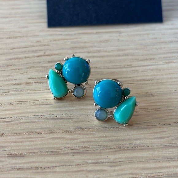 FREE GWP $50+ Jewelry Sets - Picture 7 of 14